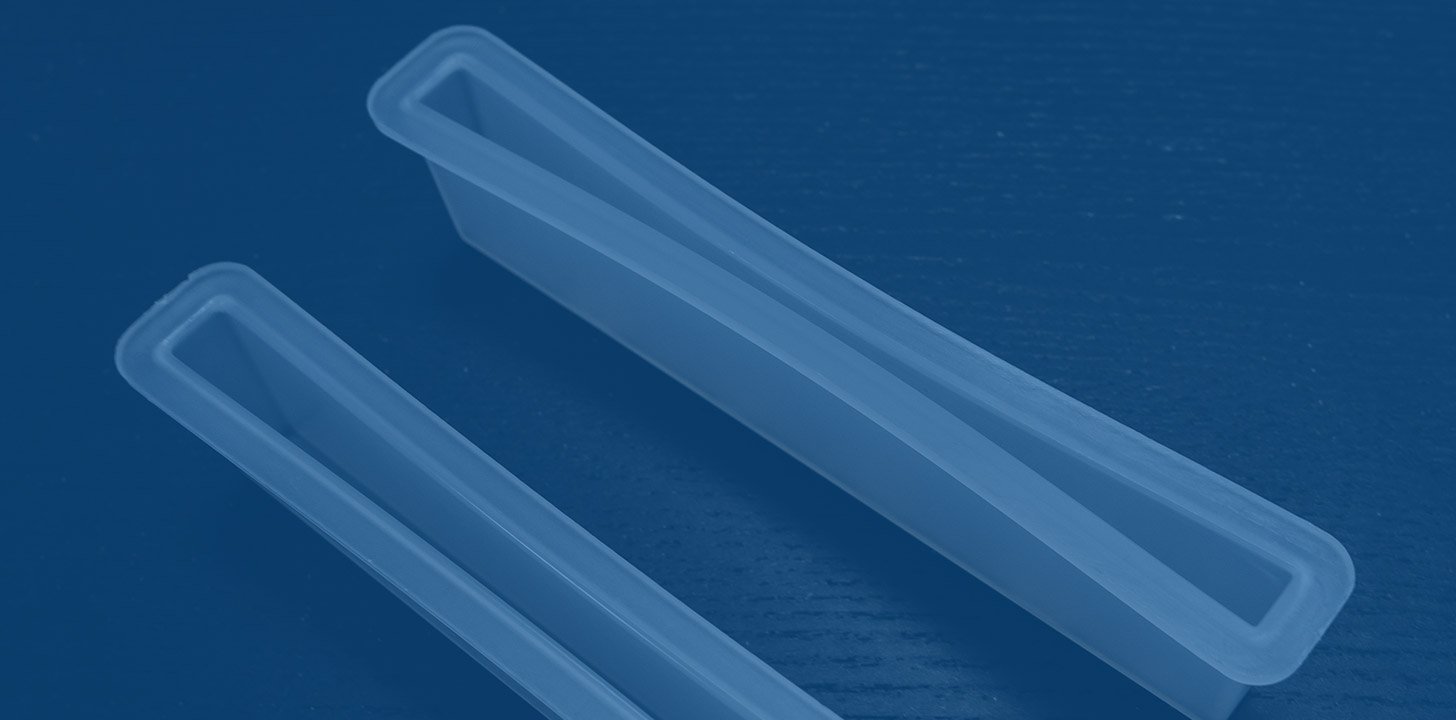 Regular and Conformal cooling: a side by side comparison